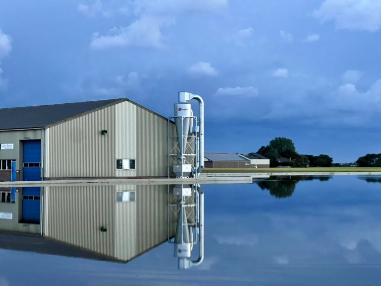 Cyclone 550 Berbee -3